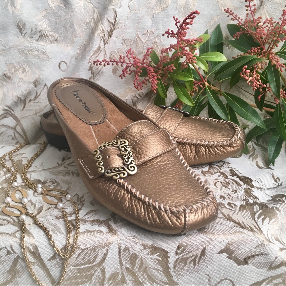 BareTraps Pixy Slip-on Gold Leather Mules - Sz 8.5
